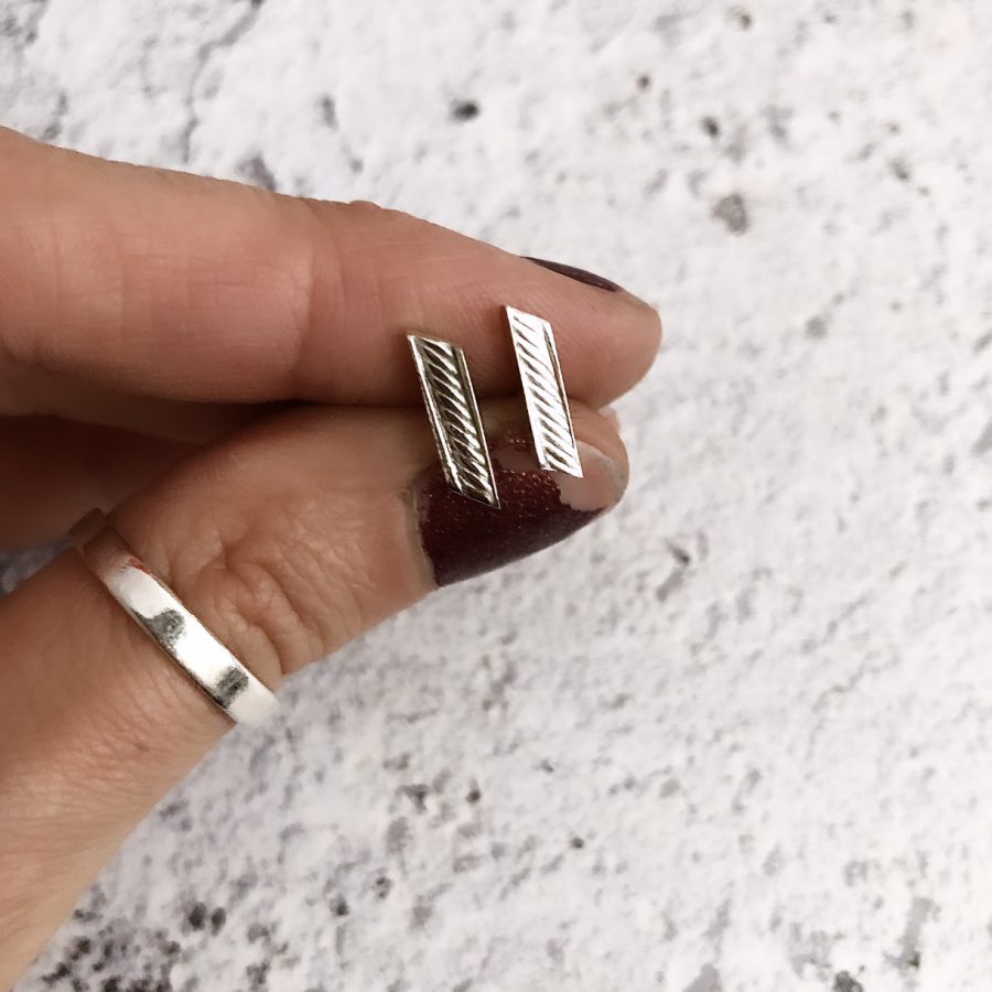 Cutlery Bar studs