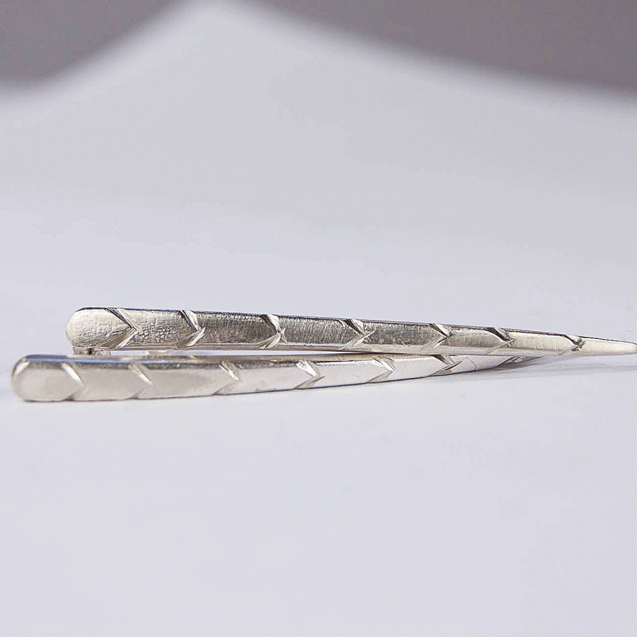 Chevron Fork Prong earrings