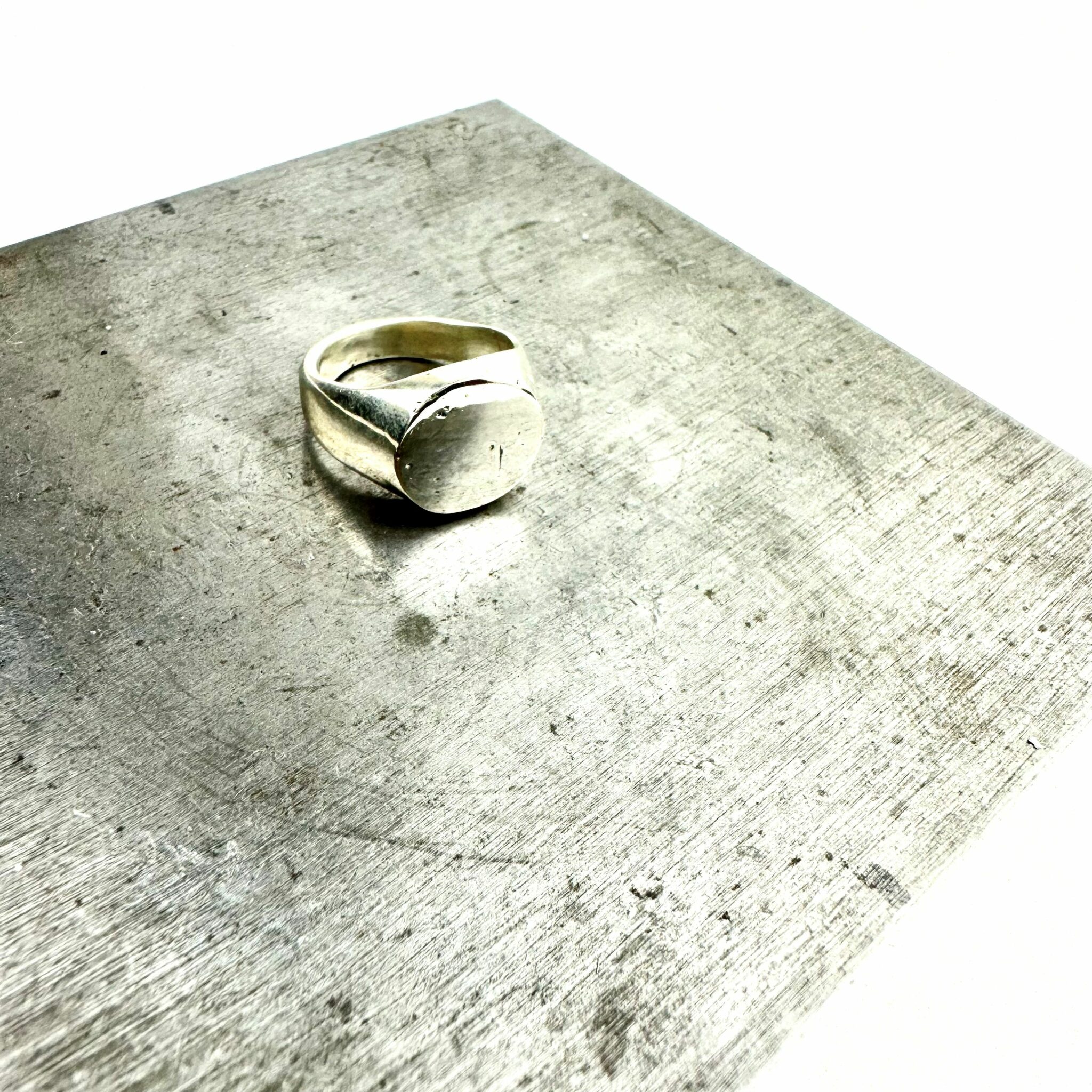 Sterling silver signet ring - Image 3