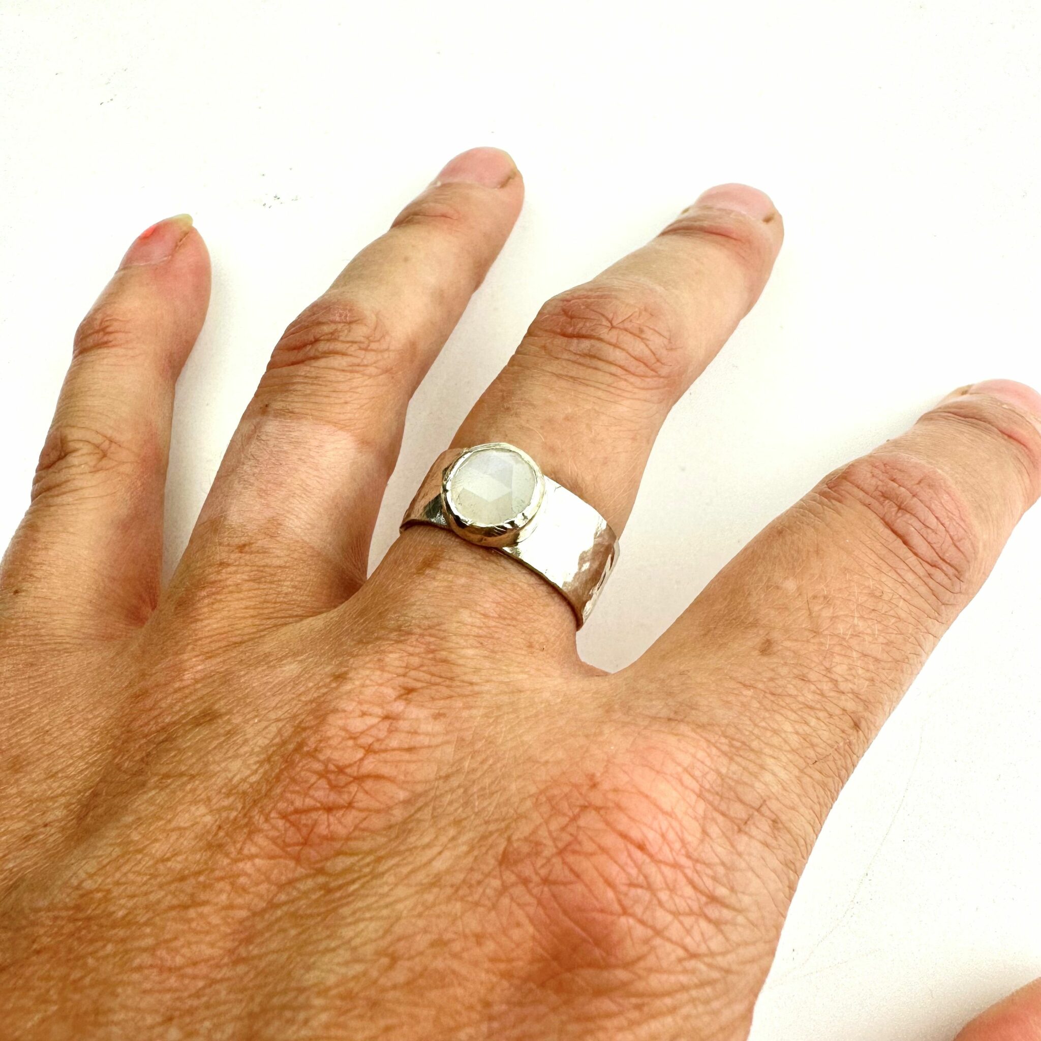 Sterling Silver moonstone ring - Image 4