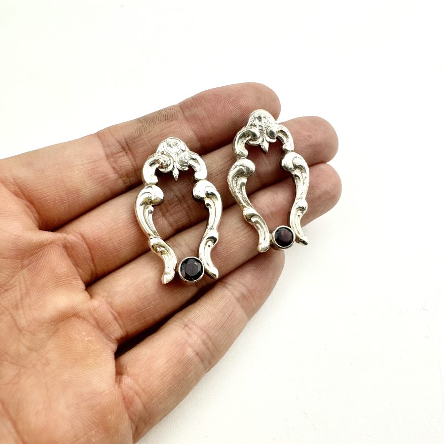 Open Garnet spoon earrings