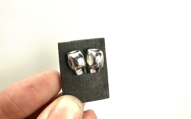 reverse skull studs